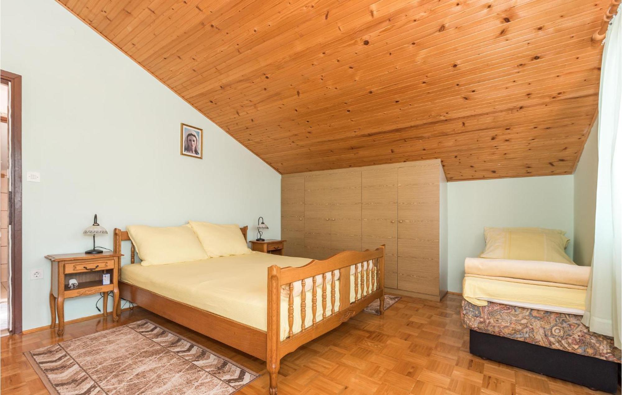 Awesome Apartment In Jadrija With Wifi Zewnętrze zdjęcie