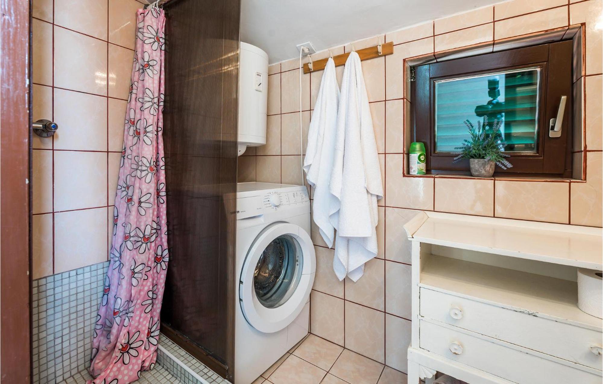 Awesome Apartment In Jadrija With Wifi Zewnętrze zdjęcie
